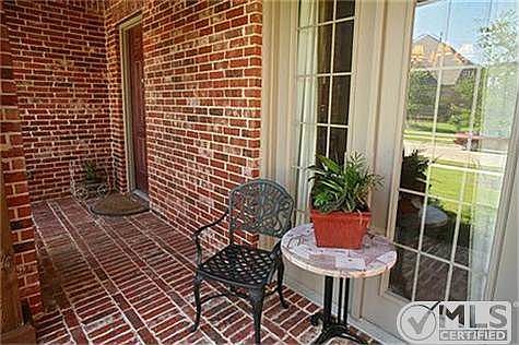 2nd image of 3340 Meadow Bluff Ln