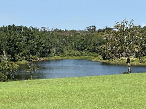 3rd image of Horseshoe Lake Rnch