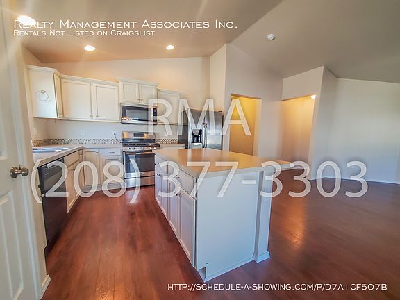 4th image of 727 N Oxwich Ave