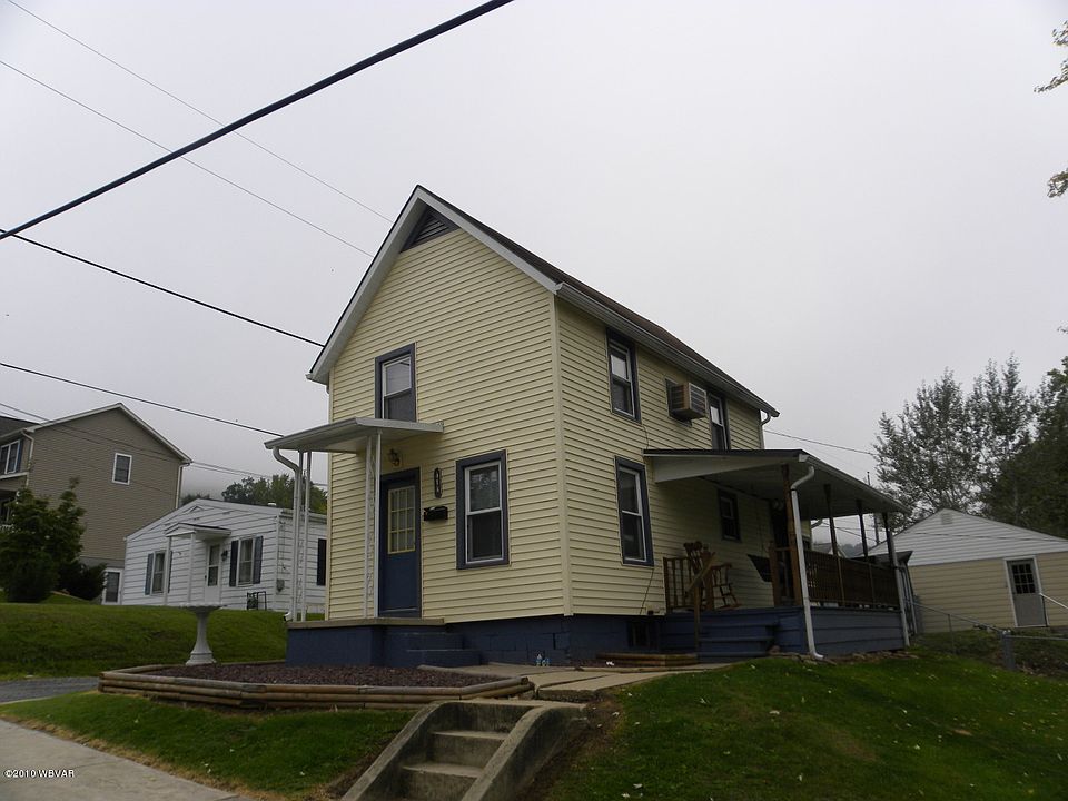 1st image of 414 Hill St S