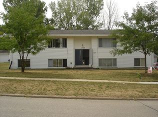 1385 Meadowview Dr - 6, Marion, IA 52302