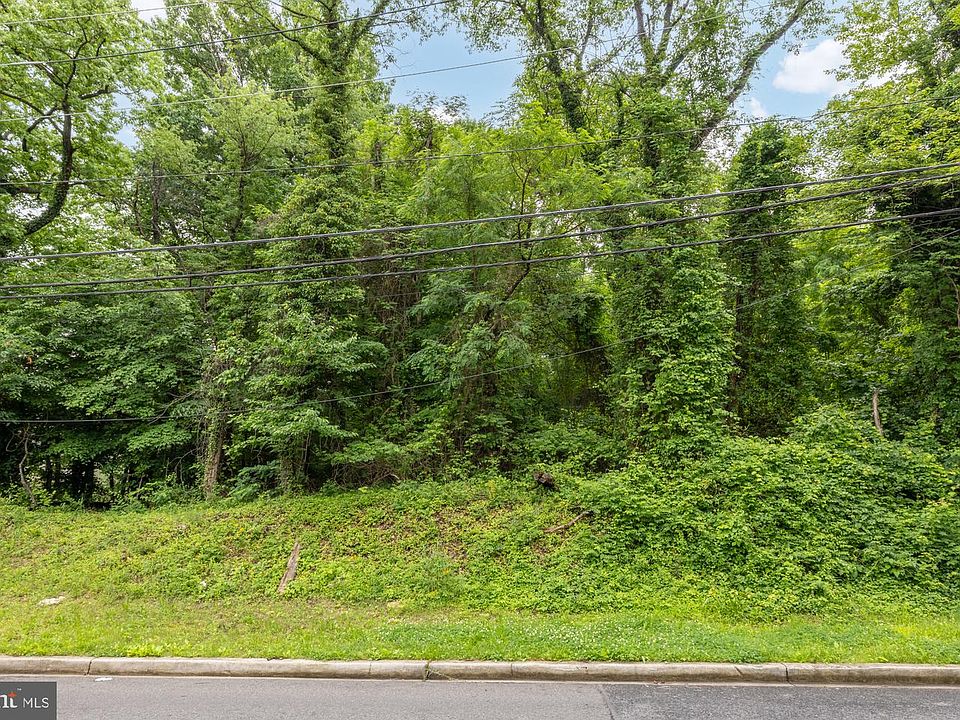 1st image of 4647 G St SE