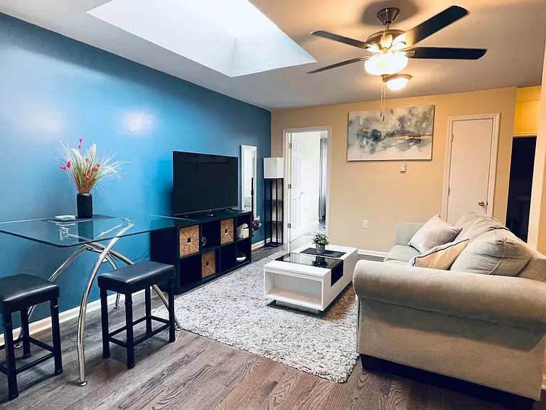 1308 South St #3R — Photo 3