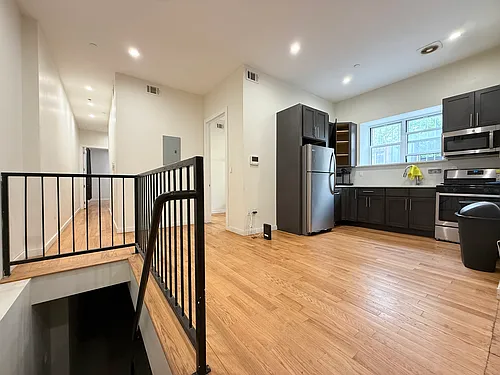 210 Lewis Ave #1 Photo 1