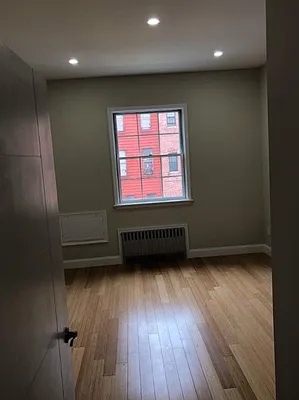 Rented by DGW N Y Realty Group LLC | media 12