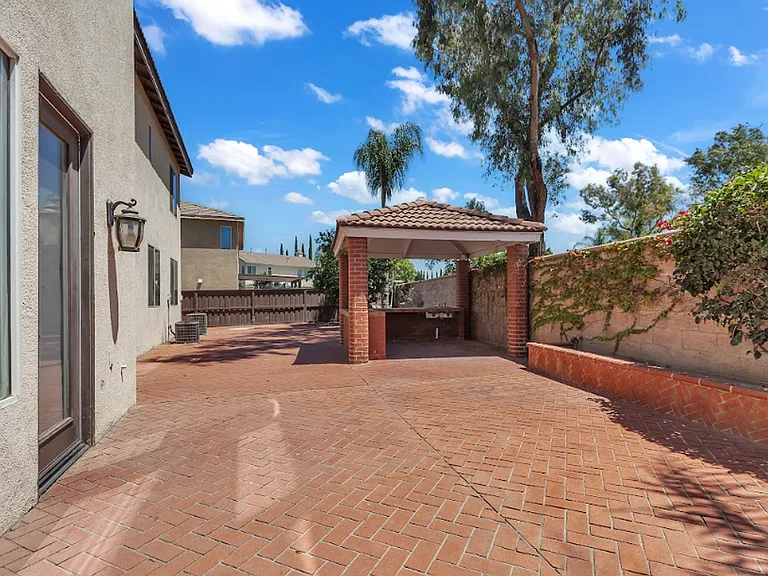 13402 Jasper Loop — Photo 28