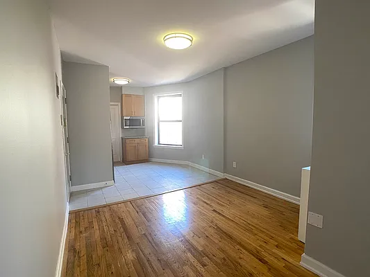 Rented by Tourma Realty LLC | media 35