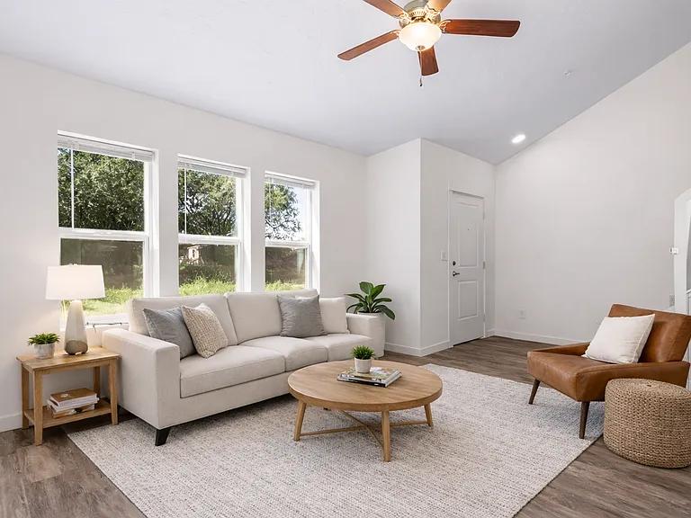 Midway Townhomes — Photo 22