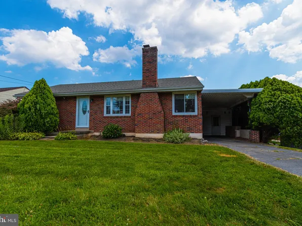 2935 Morningside Dr, Camp Hill, PA 17011