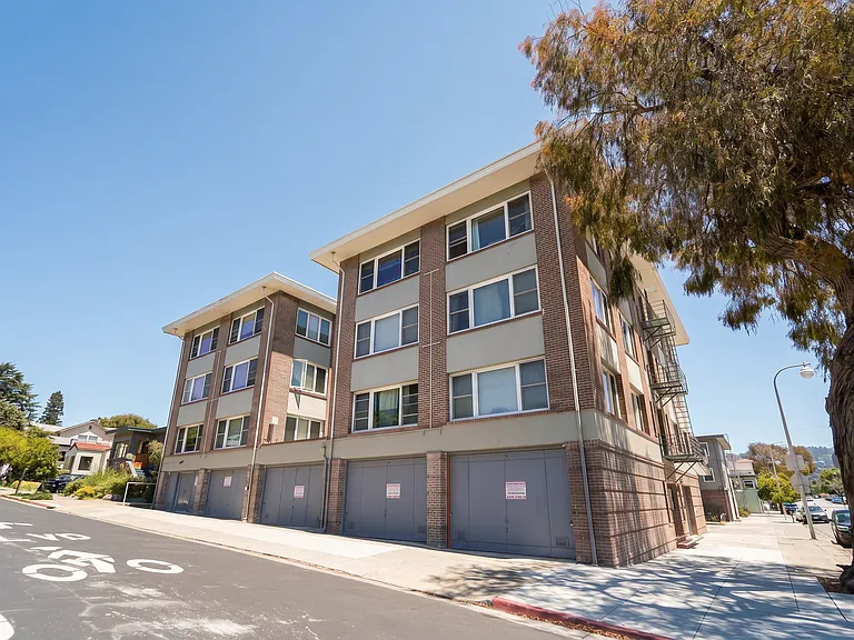 935 Solano Ave — Photo 1