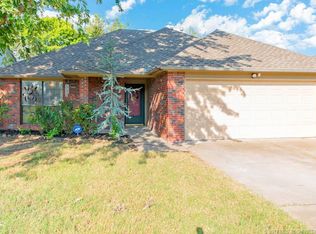 9332 S 93rd Ave E, Tulsa, OK 74133