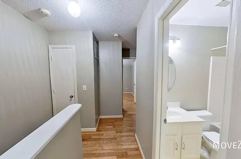 4233 Baylor St — Photo 15
