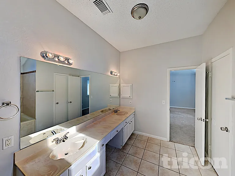 614 Rifleman Trl — Photo 9