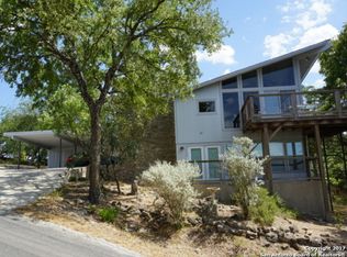 750 Skyline Dr, Canyon Lake, TX 78133