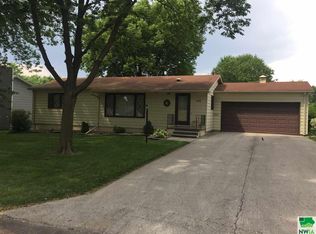 410 Indian St, Cherokee, IA 51012