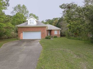129 Southern Hills Dr, New Bern, NC 28562