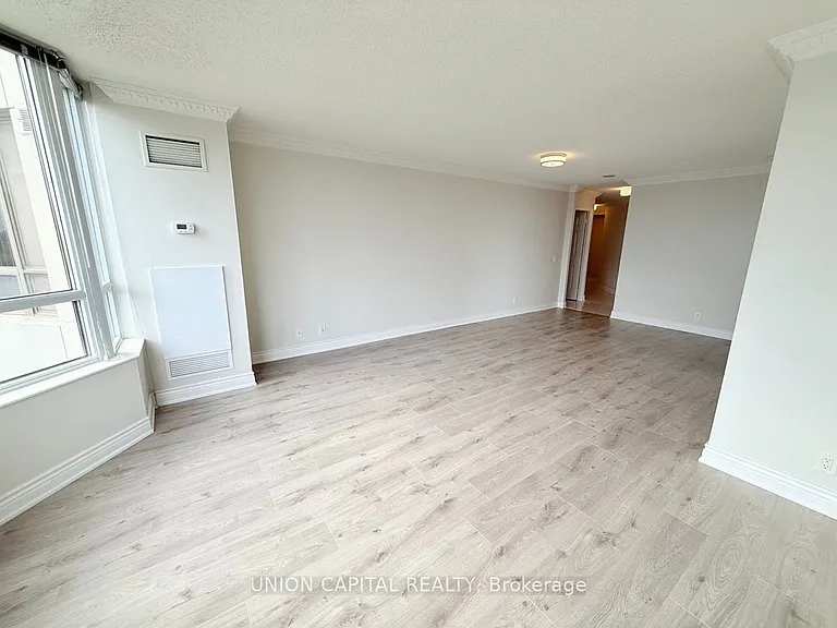 78 Harrison Garden Blvd #1007 — Photo 18