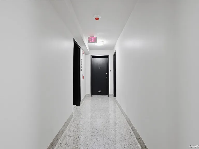 671 Bronx River Rd #2N — Photo 13