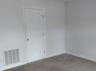 65 Jefferson St, Cadiz, KY 42211