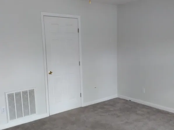 65 Jefferson St, Cadiz, KY 42211