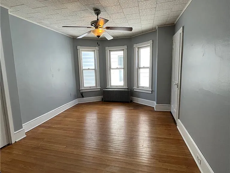 415 W Pennsylvania Ave — Photo 8