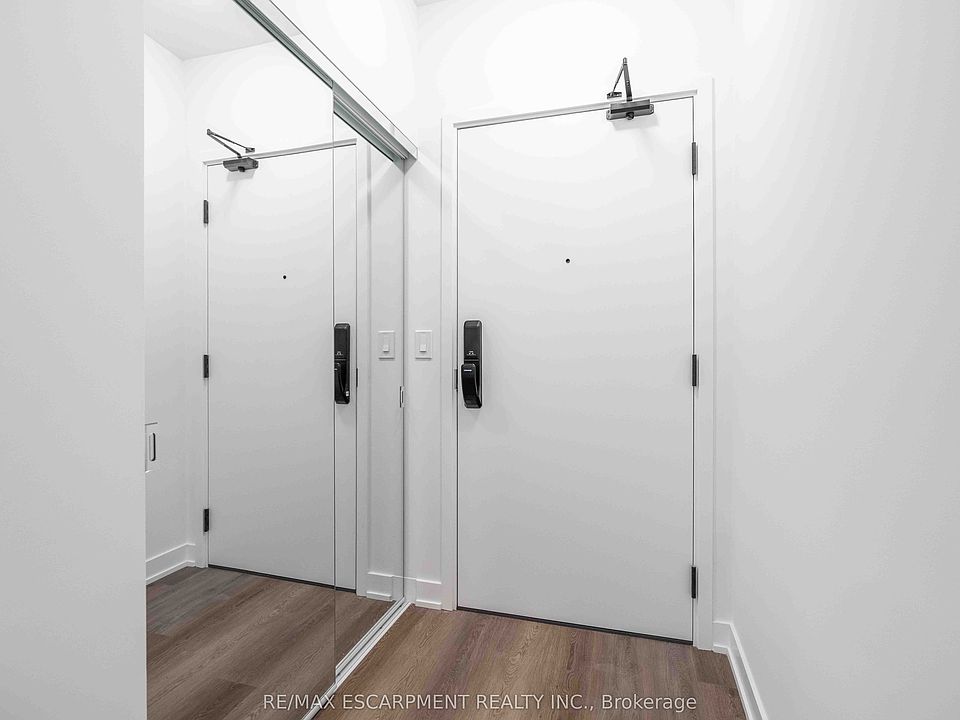 1st image of 2075 Lakeshore Rd #416