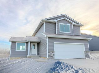 2728 Pilgrim Southwest Dr, Altoona, IA 50009