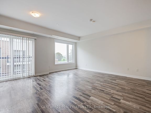 3rd image of 1460 Whites Rd #318