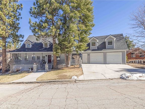 3rd image of 841 Paine Rd