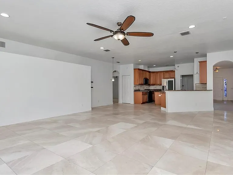 29822 Boyette Oaks Pl — Photo 6