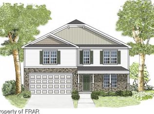 46 Cobblestone Dr, Spring Lake, NC 28390