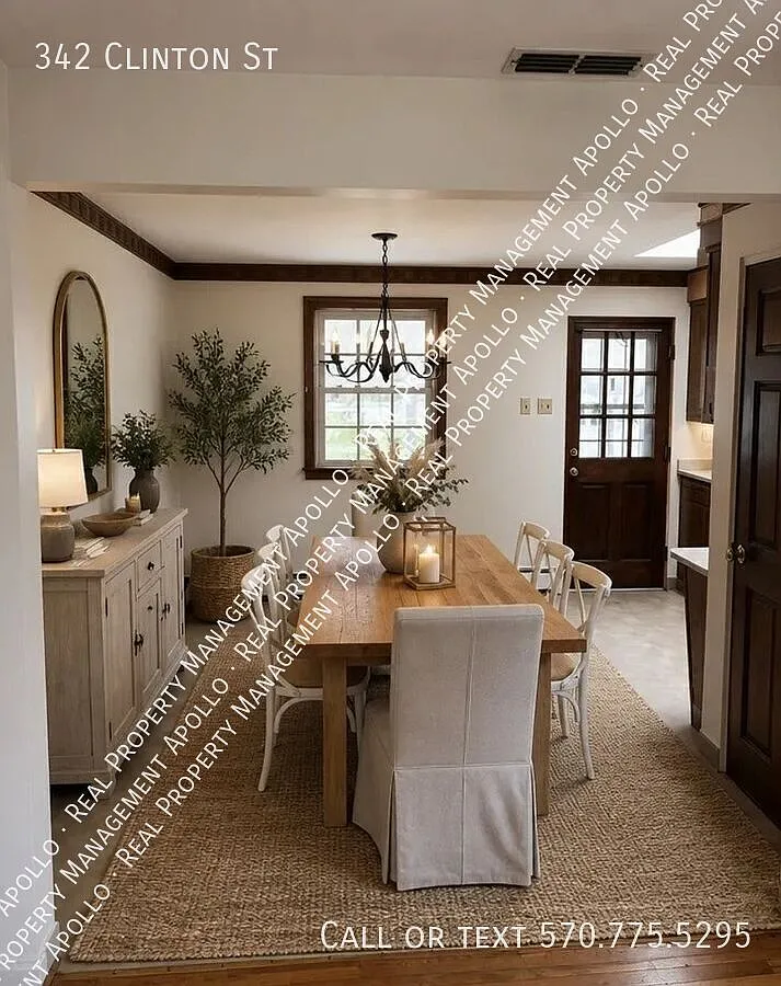 3 bed, 1.0 bath, 1144 sqft, $1,600 — Photo 4