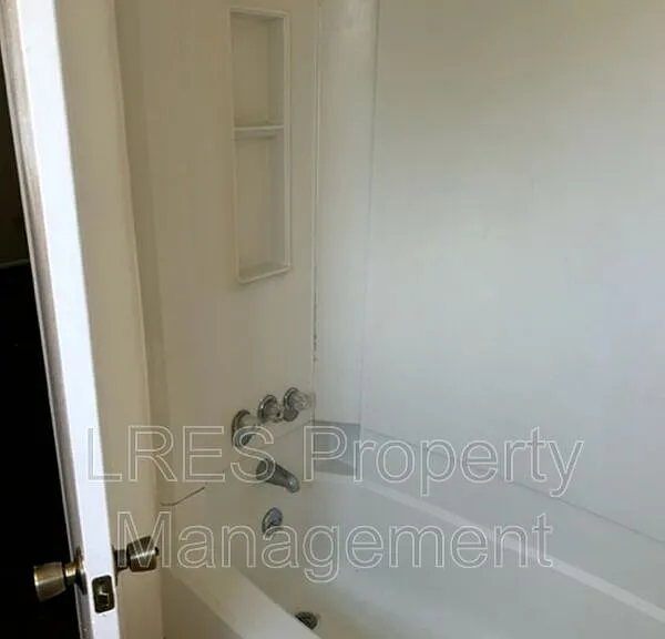 4603 Lighthouse Cir — Photo 22