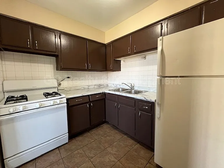 838 W College Blvd #201 — Photo 2