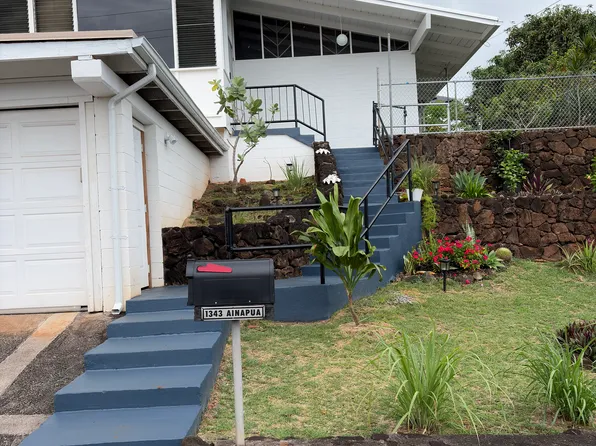 1343 Ainapua St, Honolulu, HI 96819