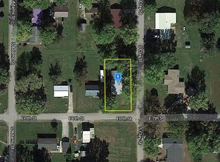 606 S Clay St, West Lebanon, IN 47991