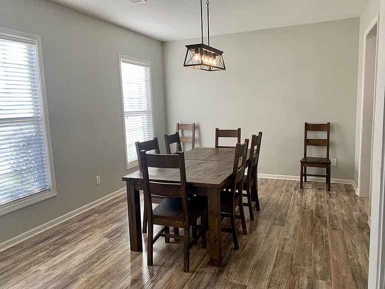114 Walden Cv — Photo 7