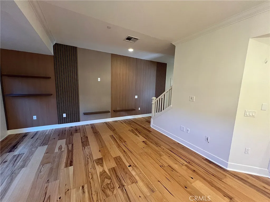 3 bed, 3.5 bath, 1500 sqft, $5,000 — Photo 4