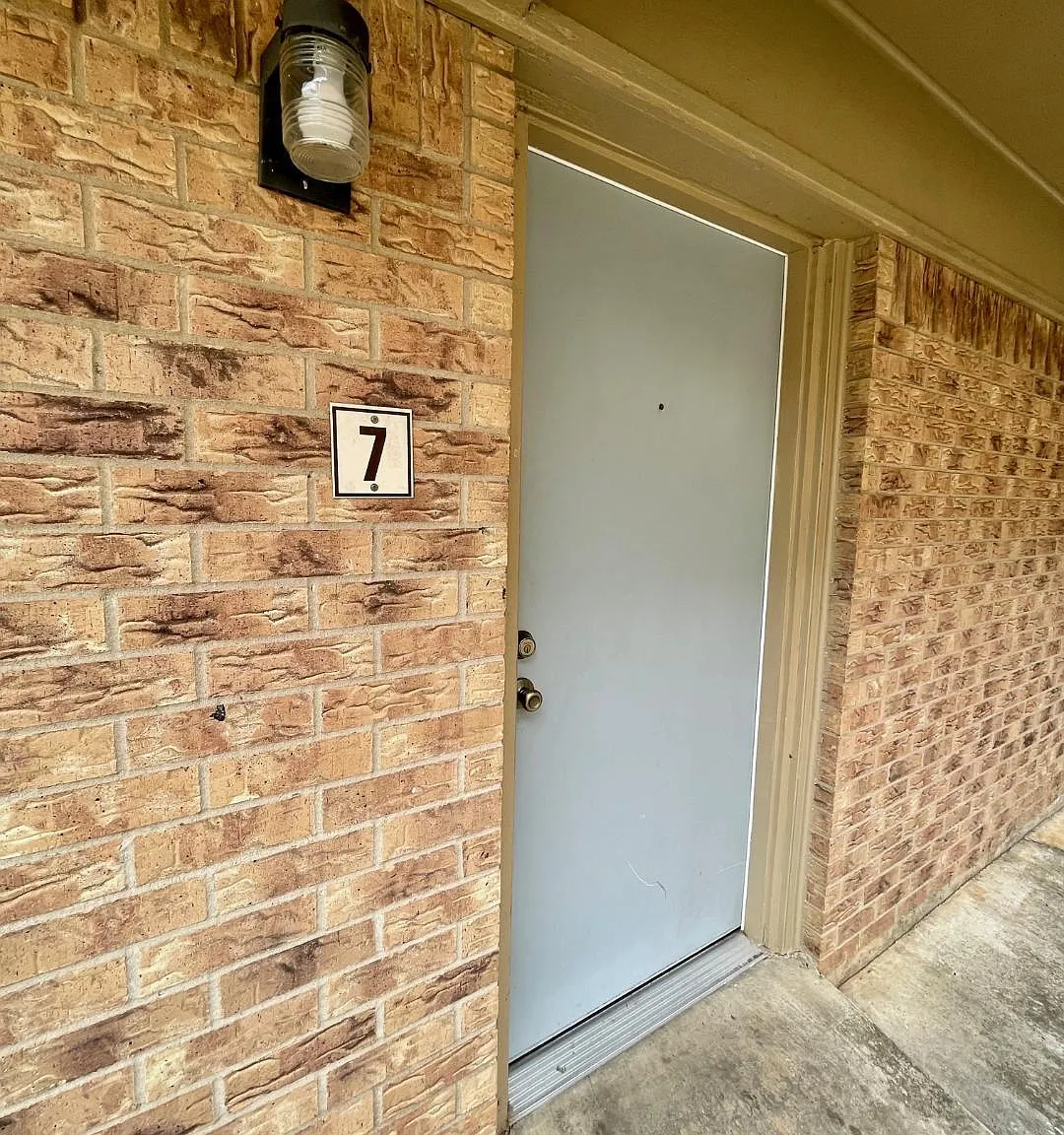 106 Choice St — Photo 2