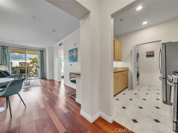 2424 Watermarke Pl, Irvine, CA 92612