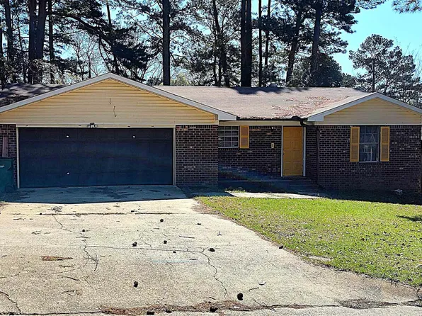 2303 Gaines St, El Dorado, AR 71730