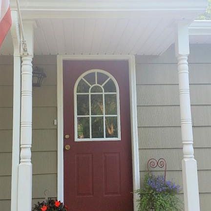 4th image of 898 Landers St