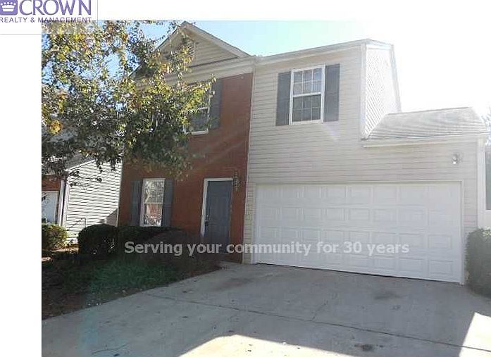 1st image of 102 Oak Grove Pl