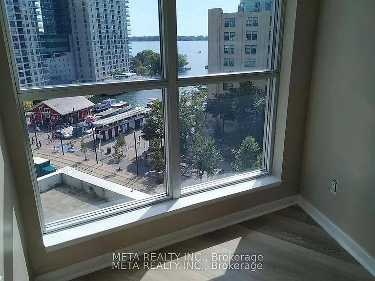 208 Queens Quay W #803 — Photo 16