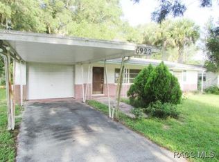 6922 S Aloysia Ave, Floral City, FL 34436