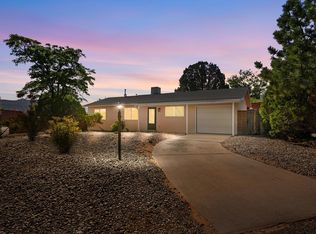 500 Gral Trevino Dr SE, Rio Rancho, NM 87124