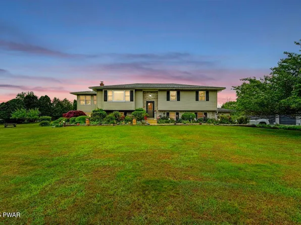 2786 Rising Hill Dr, Saylorsburg, PA 18353