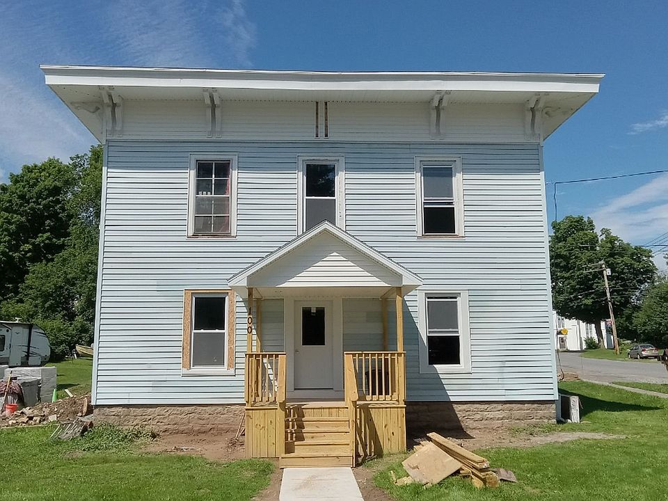 1st image of 100 Main St #1