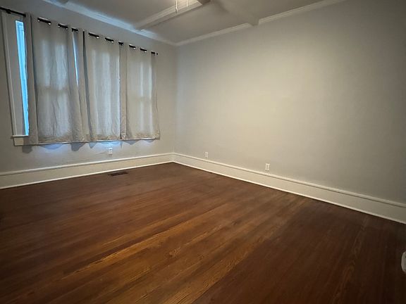 3rd image of 136 N Stone St