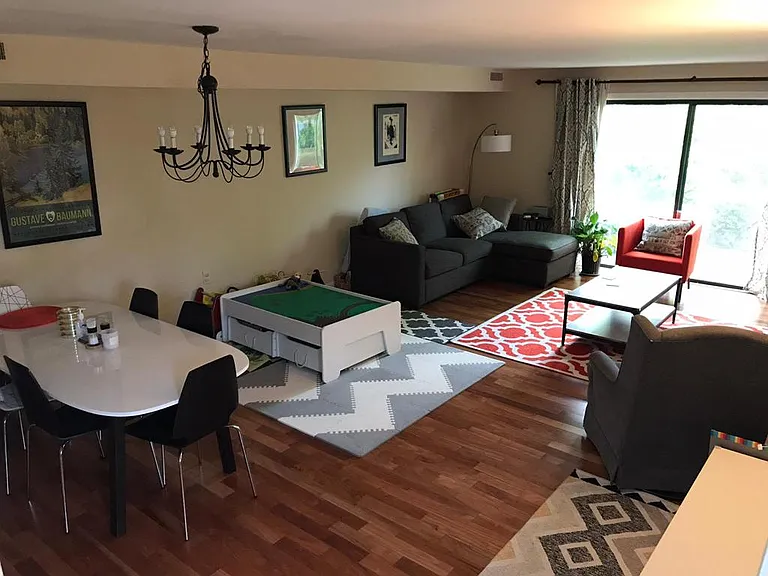 22 Llanfair Rd #8 — Photo 8